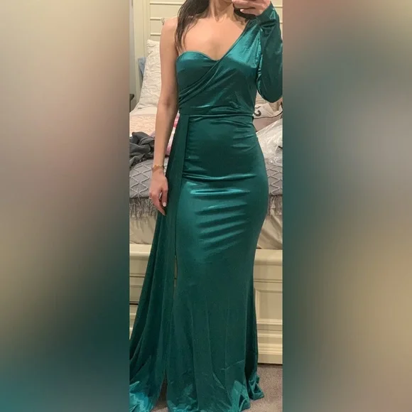 green emerald velvet dress Ava Feather Trimmed Silk Gown- Emerald – Moda Glam Boutique main image 1